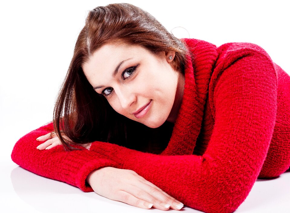 Smiling lying down jumper