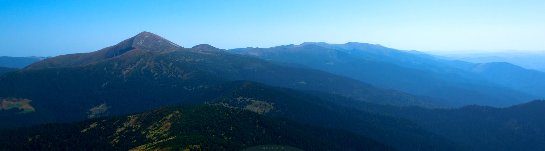 The Goverla mountain and the Chornohora ridge