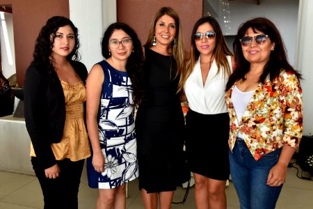 Intendenta saludó a funcionarias en el Día de la Mujer