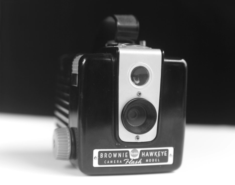170412-001333-Kodak-Brownie-Hawkeye-Camera