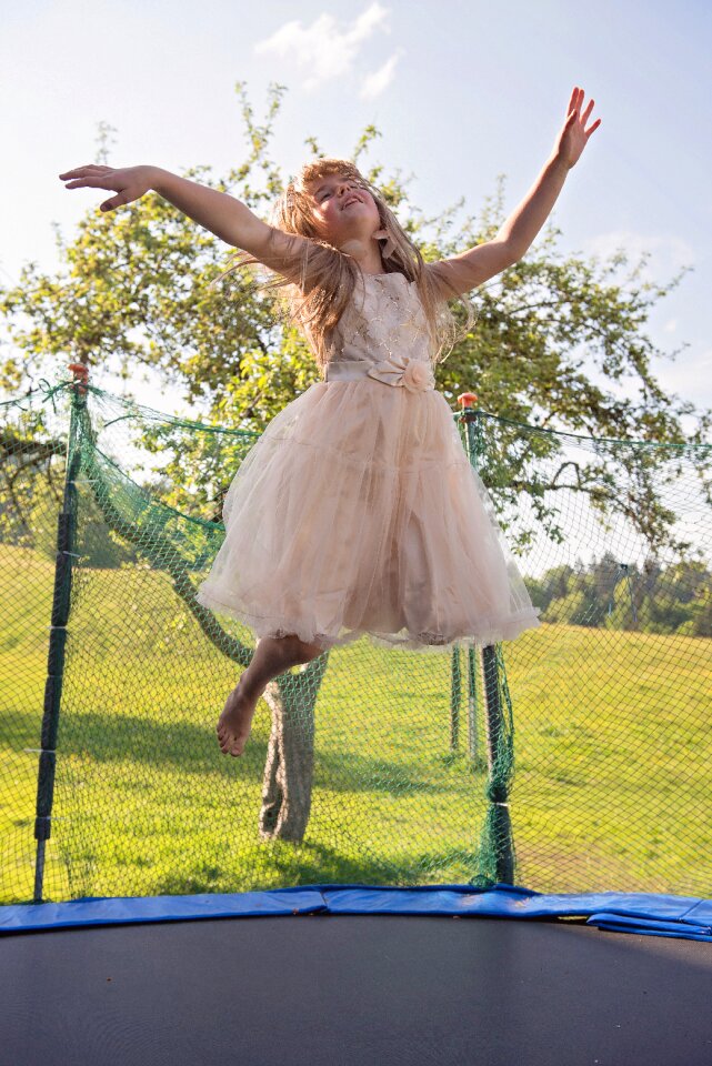 Girl dress hop