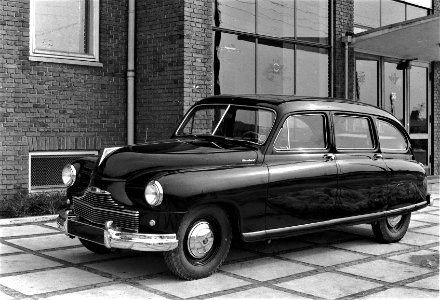 Standard Vanguard Taxi