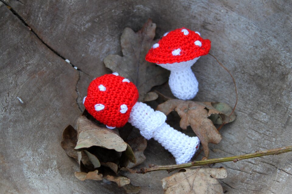 Red with white dots autumn finely crocheted