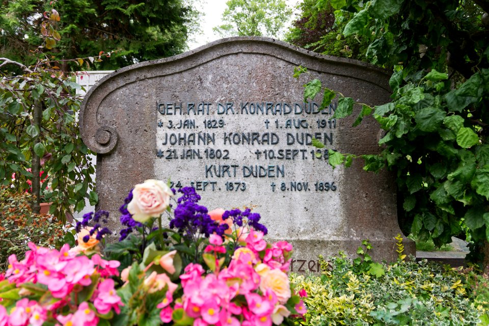 Grabmahl Konrad Duden