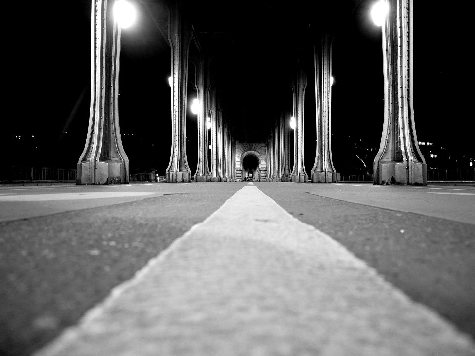 Le pont de Bir-Hakeim photo