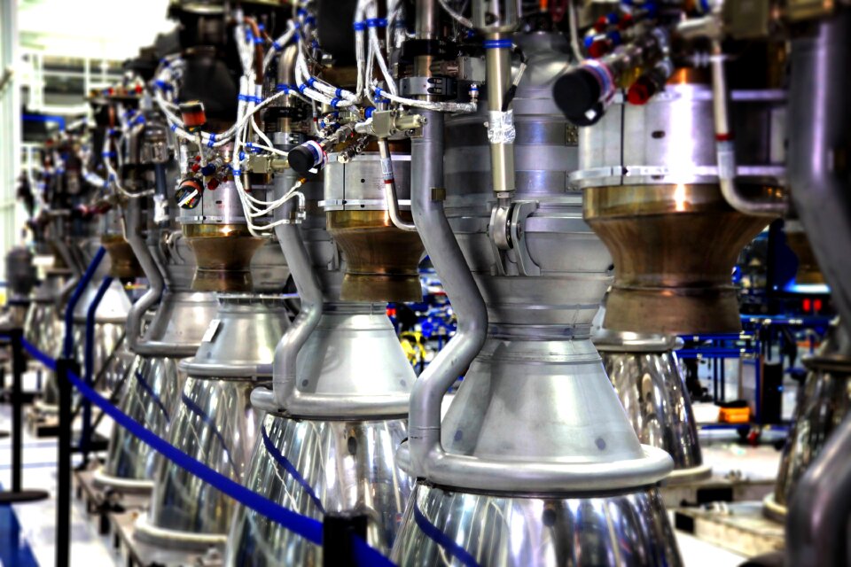 Engine rocket transportation