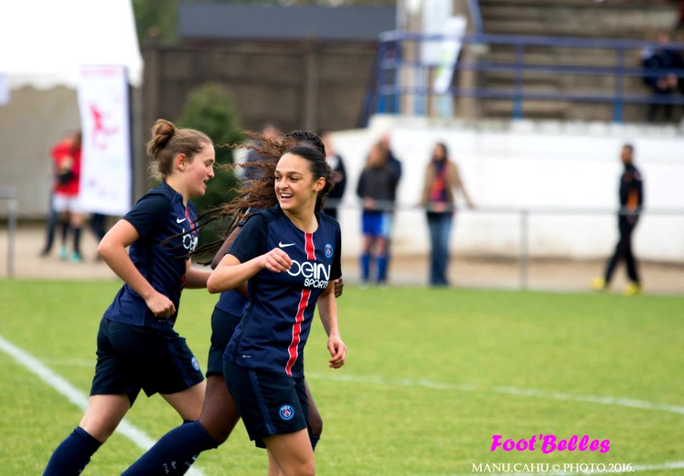 LEA KERGAL ET LINA BOUSSAHA