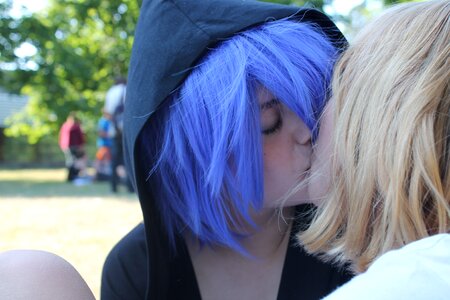 Lesbian kiss homosexual photo