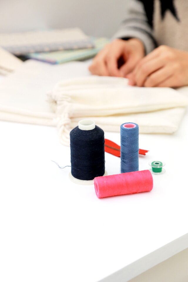 Fabric hand sewing sewing machines