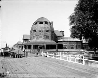 The Old club, St. Clair Flats