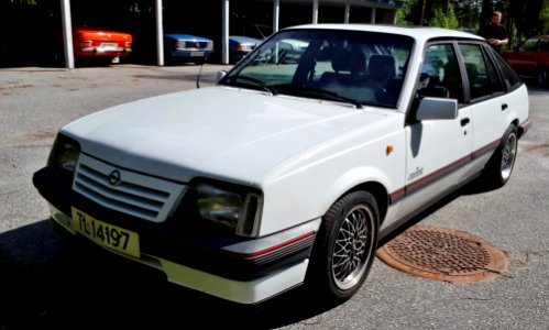 Opel Ascona C