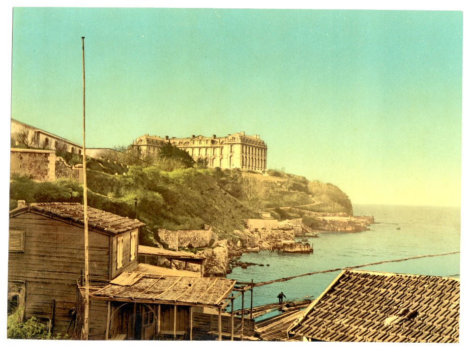 Chateau du Pharo, Old Harbor (Vieux Port), Marseilles, France.