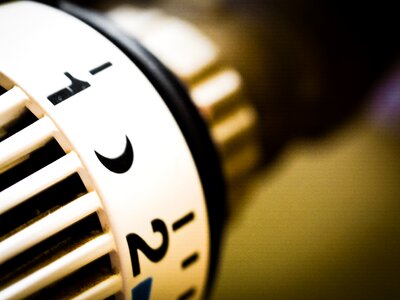 Heating costs radiator thermostat