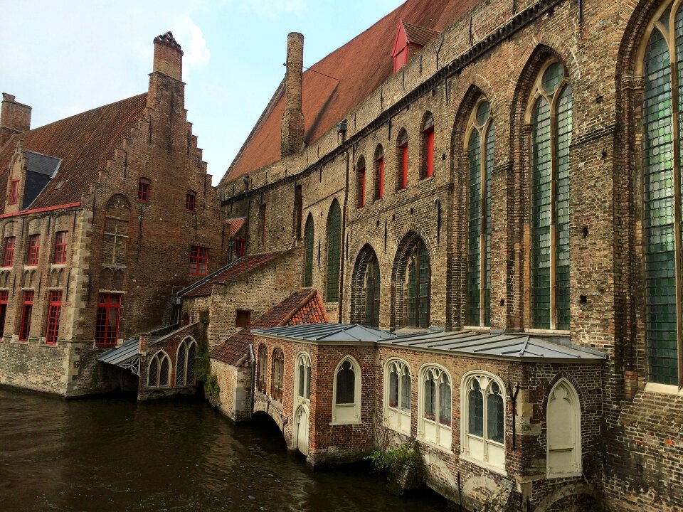 The cathedral the construction water