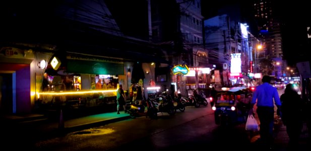 Shops open till late