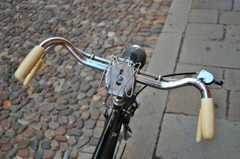 Bike transport street