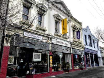 Albert Park shops