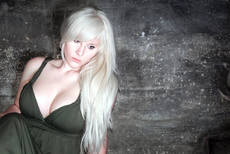 Solitude adult girl