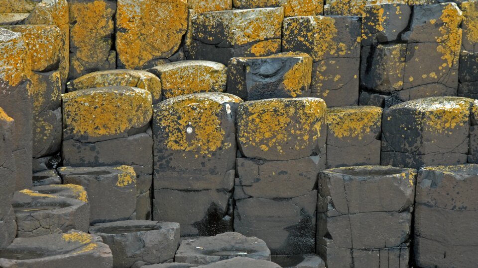 Ireland giant causeway stones