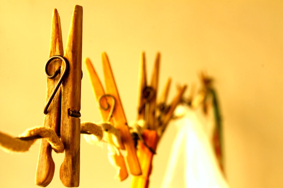 Preacher of wood wire preachers