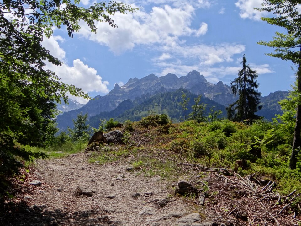 Hiking clouds idyll