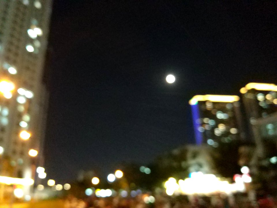 full moon bokeh