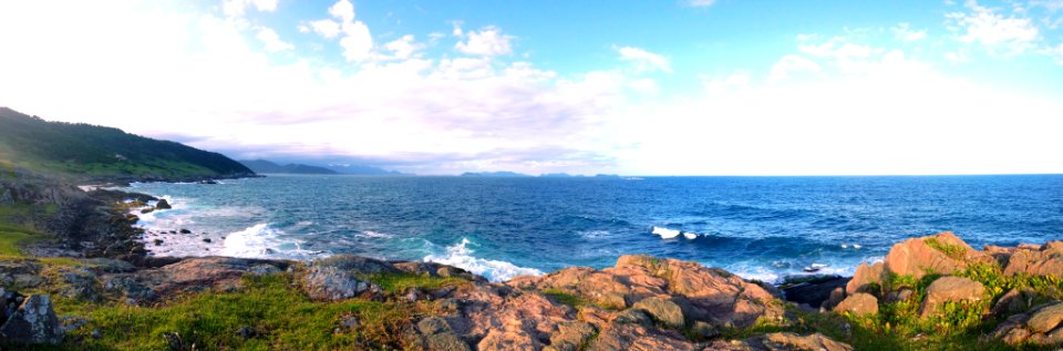 Panorama da Trilha da Praia da Silveira. photo