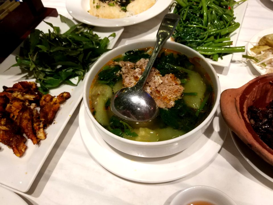 cơm niêu sài gòn saigon claypot rice dist3