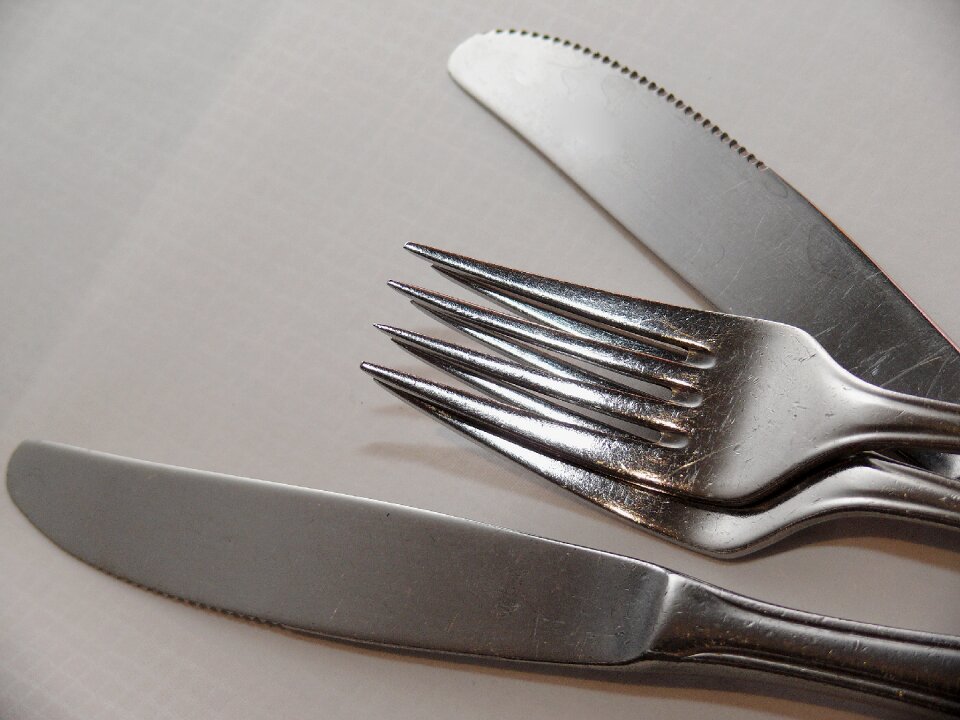 Kitchen spoon knife