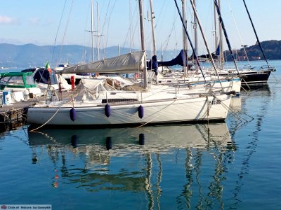DAM1586 - Liguria -Portovenere - Mirror boat photo