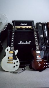 guitars+amp photo