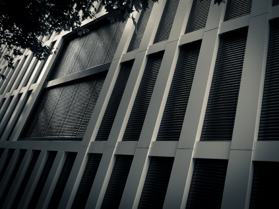 Glass construction metal