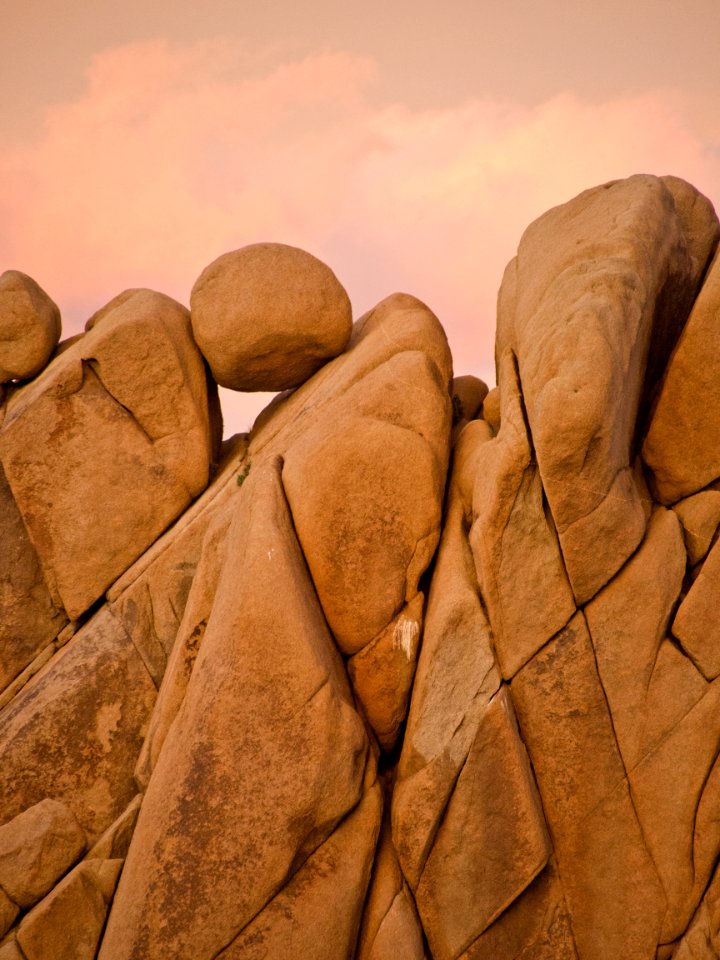 Criss Cross Rock in Jumbo Rocks