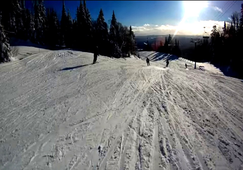 Sunshine on the skislopes