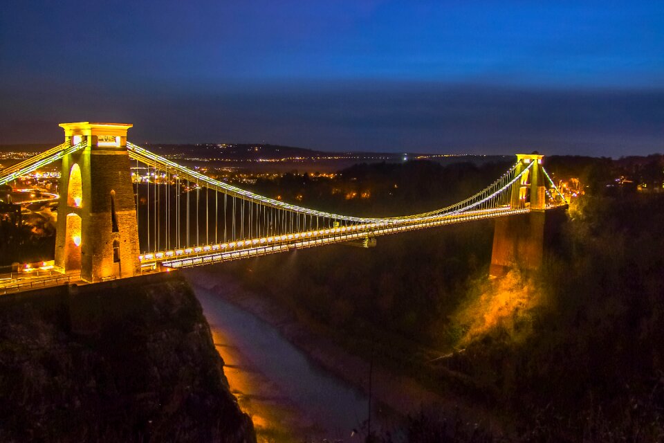 Bristol bridge building