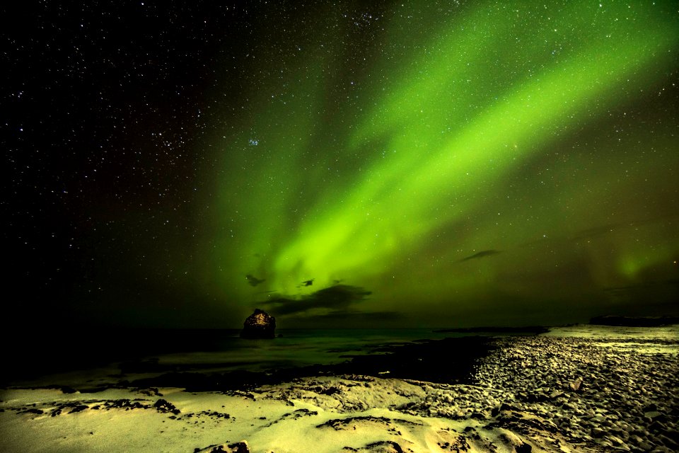 Reykjanes Geopark Aurora