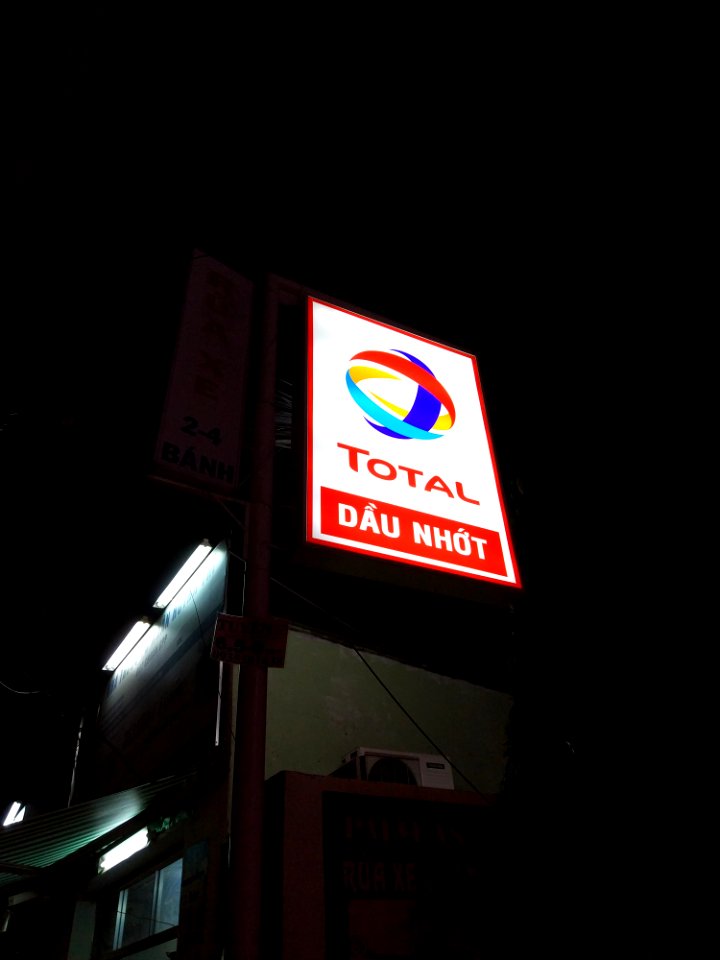total dầu nhớt trạm xăng