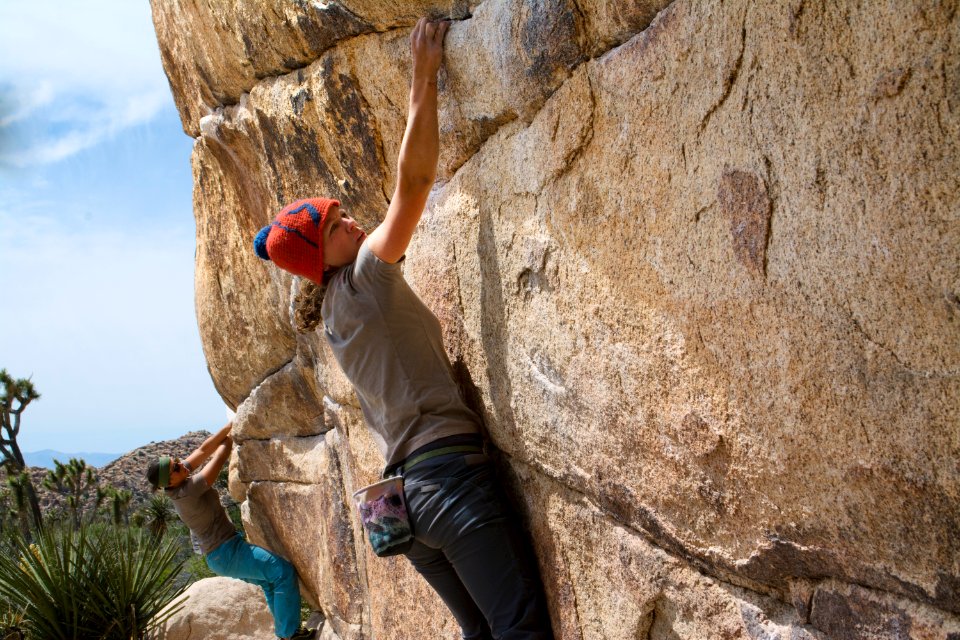 Bouldering on Gunsmoke
