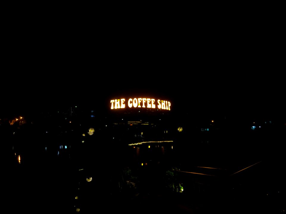 the coffee ship cafe