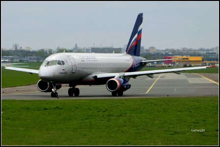 Sukhoi Superjet 100