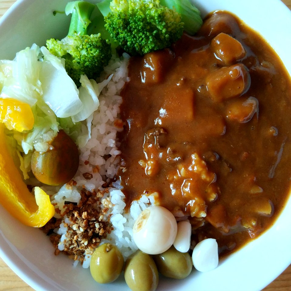 my homede curry rice with instant japanese curry pack