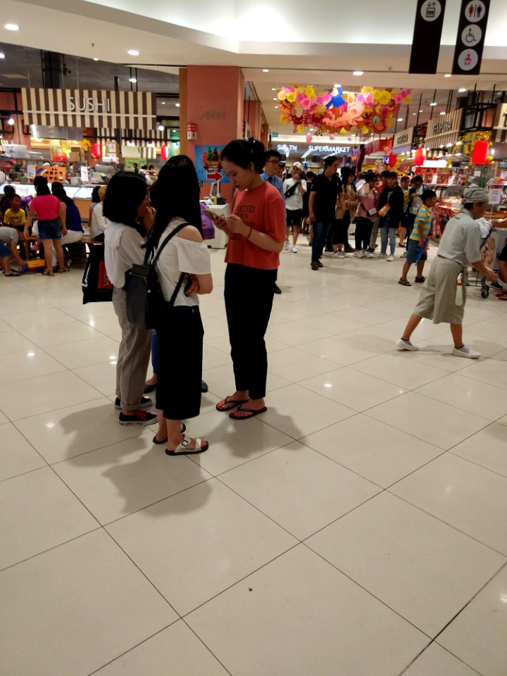 aeon mall bình dương canary