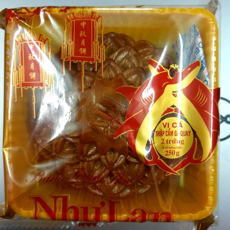 bánh trung thu như lan vi cá gà quay thập cẩm moon cake