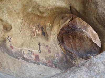 Rock art; Barker Dam Trail photo