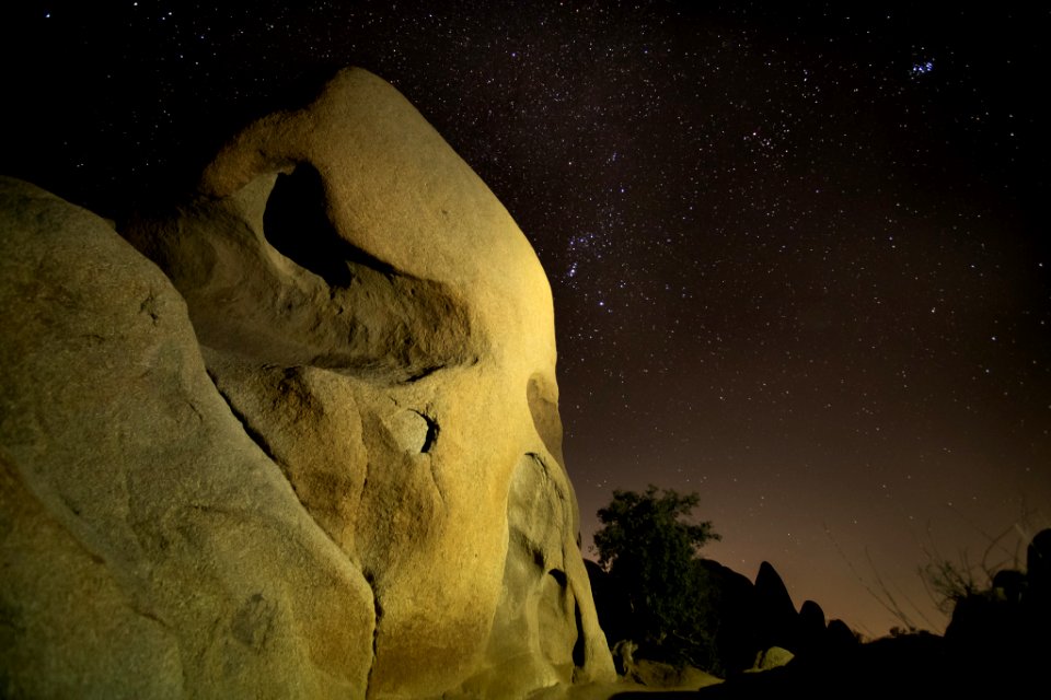 Skull rock night sky