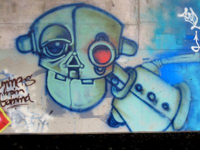 Graffiti Robot photo