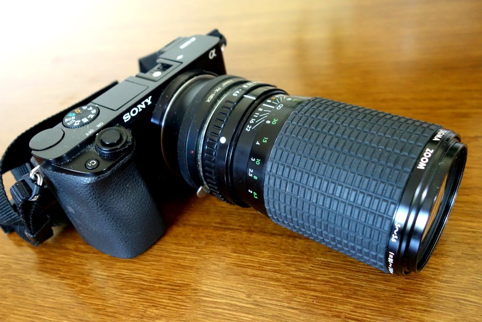 Sony A6000 & Sigma 80-200mm f4.5~5.6  (OOC)