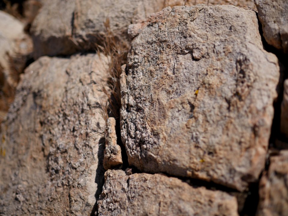 Geologic formations at Skull Rock