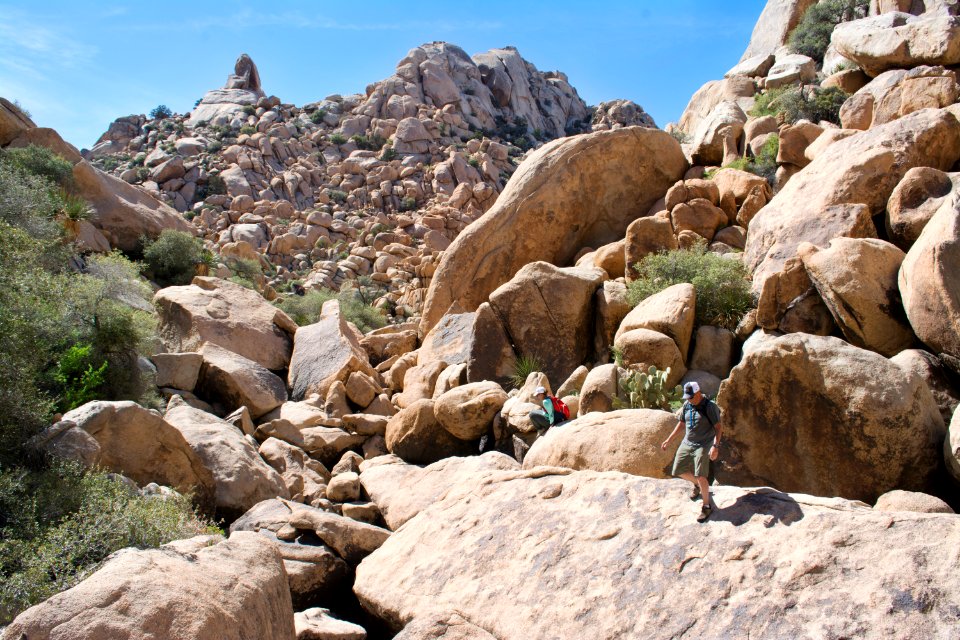 Hiking in the Wonderland of Rocks