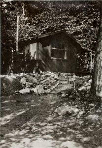 Cabin in San Gabriel Canyon #123 above the Narrows